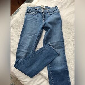 Frame Denim Women's Straight Leg Jeans in Blue